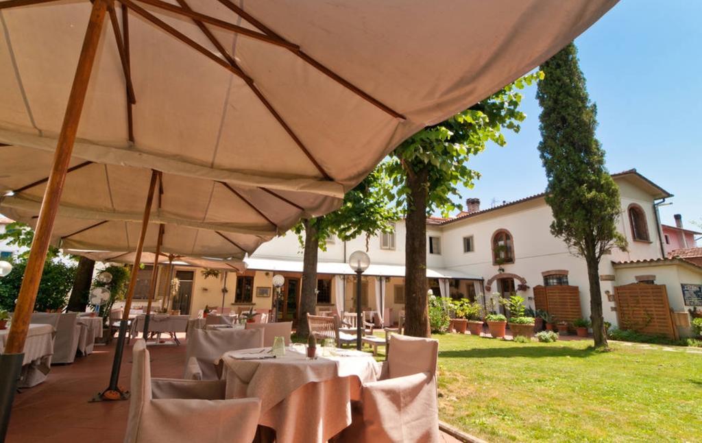 Hotel La Bussola Da Gino Quarrata Exterior foto